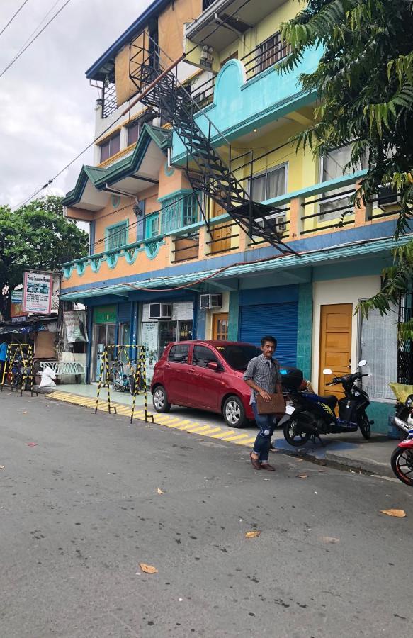 Belen Favila Transient Rooms Near Airport Terminal 3 Manila Exteriör bild